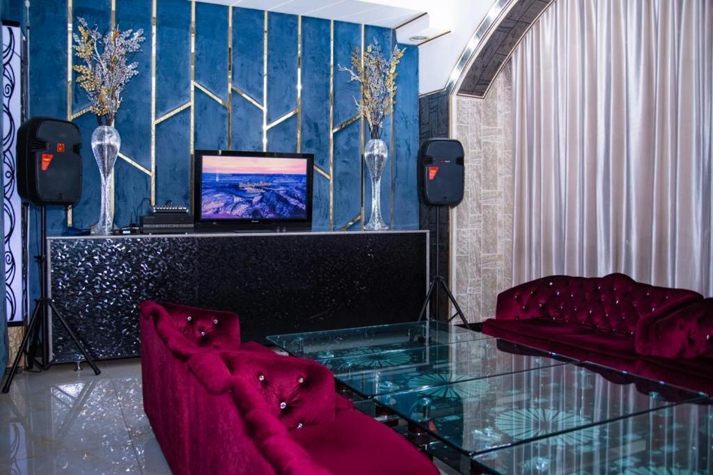 Hotel Zhibek Zholy Simkent Kültér fotó