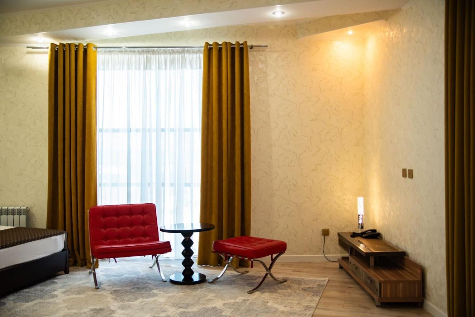 Hotel Zhibek Zholy Simkent Kültér fotó