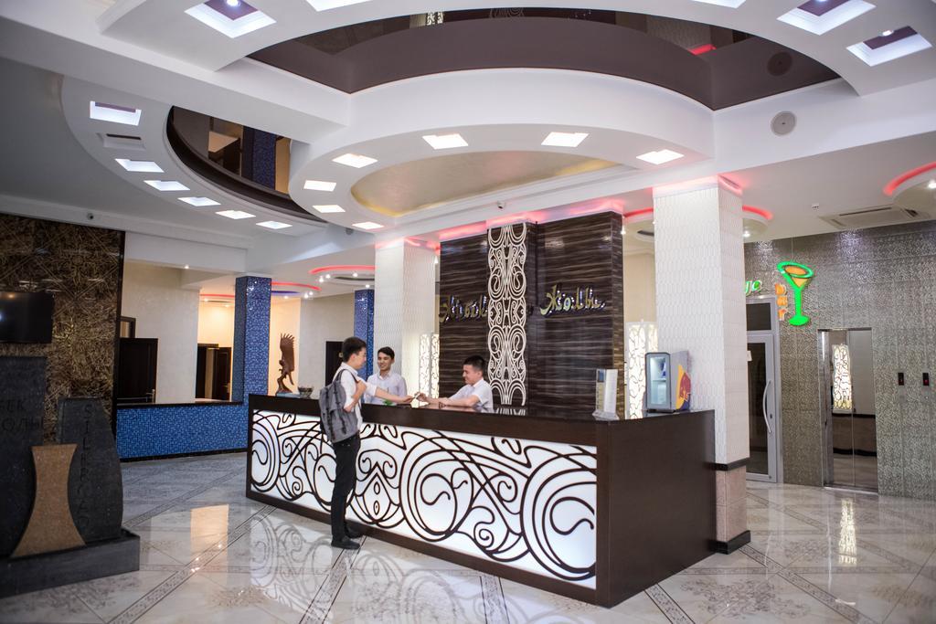 Hotel Zhibek Zholy Simkent Kültér fotó